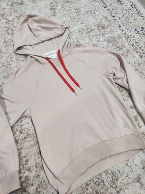 Lou & Grey Beige Pullover Hoodie with Red Drawstrings